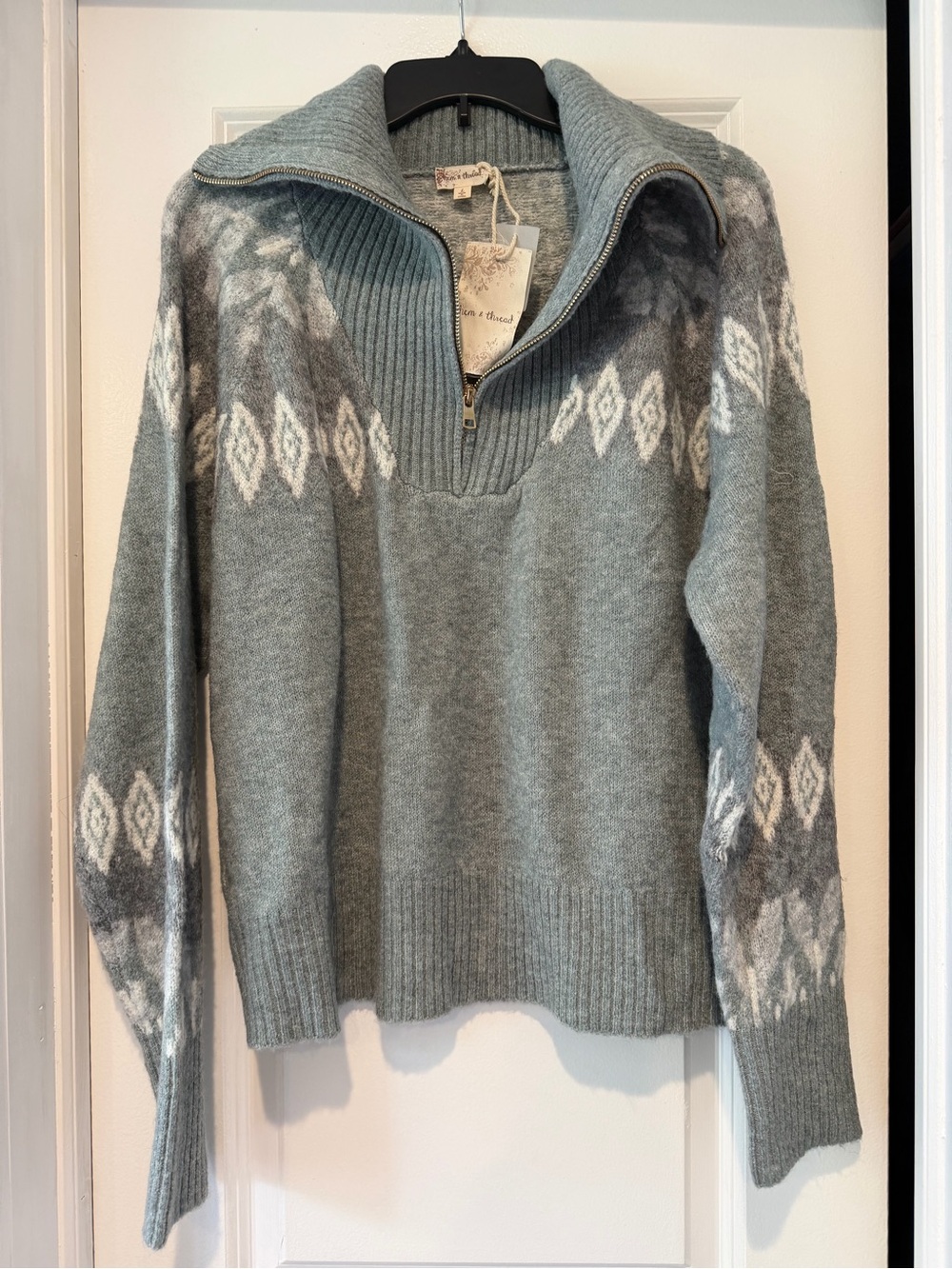 Hem and Thread Cozy Zip-Neck Fair Isle Sweater - Light Gray - Size Large